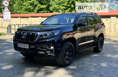 Внедорожник / Кроссовер Toyota Land Cruiser Prado 2019 в Черновцах