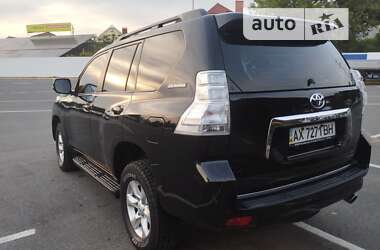 Внедорожник / Кроссовер Toyota Land Cruiser Prado 2011 в Ужгороде