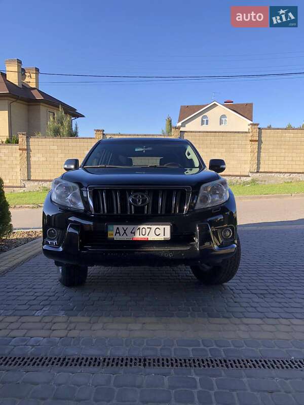 Внедорожник / Кроссовер Toyota Land Cruiser Prado 2010 в Харькове фото 4 Внедорожник / Кроссовер Toyota Land Cruiser Prado 2010 в Харькове