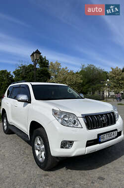 Внедорожник / Кроссовер Toyota Land Cruiser Prado 2011 в Днепре