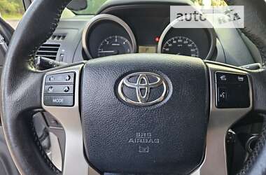 Позашляховик / Кросовер Toyota Land Cruiser Prado 2013 в Глухові