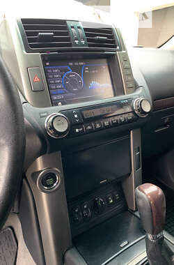 Внедорожник / Кроссовер Toyota Land Cruiser Prado 2013 в Надворной