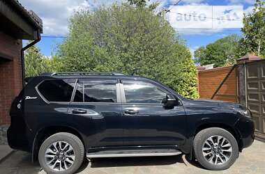 Позашляховик / Кросовер Toyota Land Cruiser Prado 2022 в Полтаві