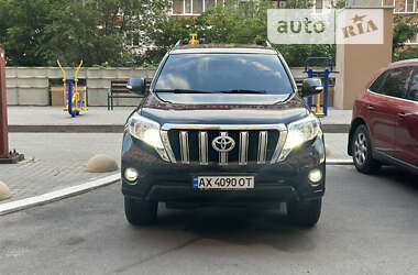 Внедорожник / Кроссовер Toyota Land Cruiser Prado 2012 в Харькове