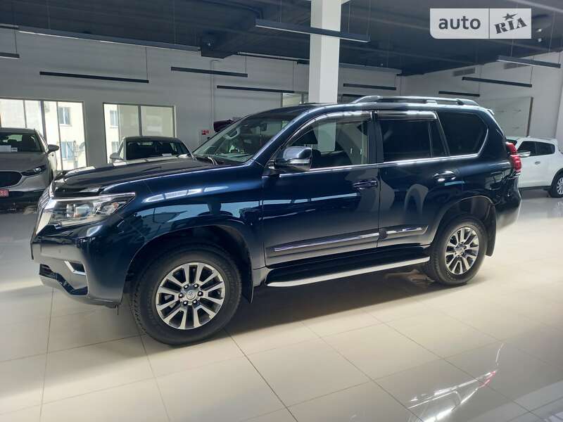 Внедорожник / Кроссовер Toyota Land Cruiser Prado 2018 в Хмельницком