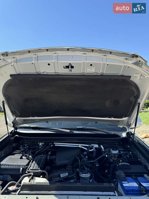Позашляховик / Кросовер Toyota Land Cruiser Prado 2010 в Подільську