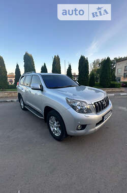 Внедорожник / Кроссовер Toyota Land Cruiser Prado 2010 в 
