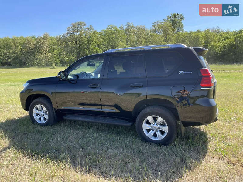 Внедорожник / Кроссовер Toyota Land Cruiser Prado 2022 в Черкассах