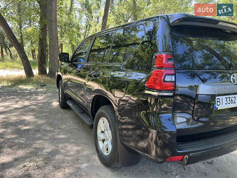 Внедорожник / Кроссовер Toyota Land Cruiser Prado 2018 в Кременчуге