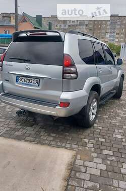 Позашляховик / Кросовер Toyota Land Cruiser Prado 2007 в Рівному