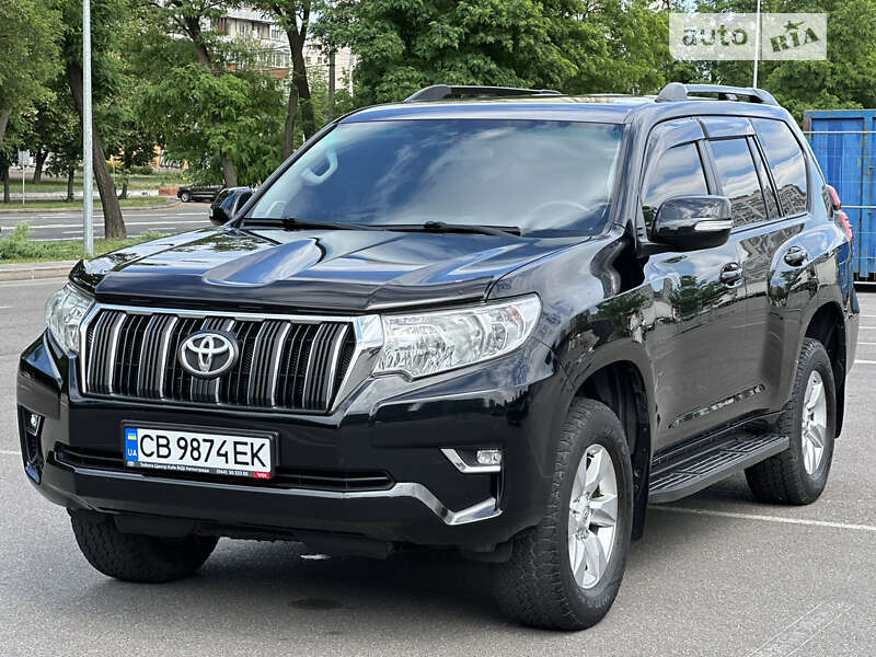 Позашляховик / Кросовер Toyota Land Cruiser Prado 2018 в Києві