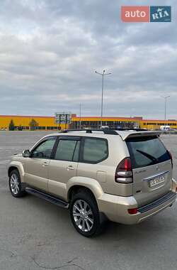 Внедорожник / Кроссовер Toyota Land Cruiser Prado 2007 в 