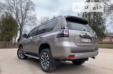 Позашляховик / Кросовер Toyota Land Cruiser Prado 2022 в Києві