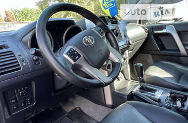 Внедорожник / Кроссовер Toyota Land Cruiser Prado 2010 в Хмельницком