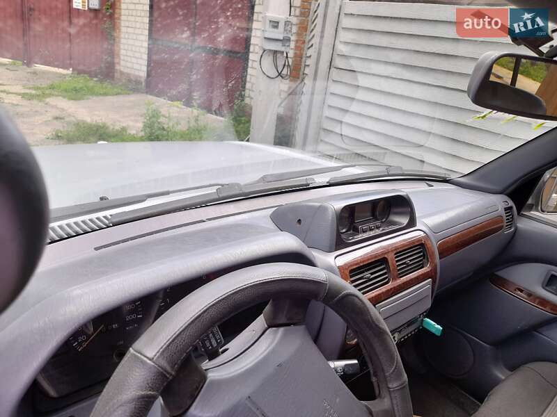 Позашляховик / Кросовер Toyota Land Cruiser Prado 1996 в Чугуєві