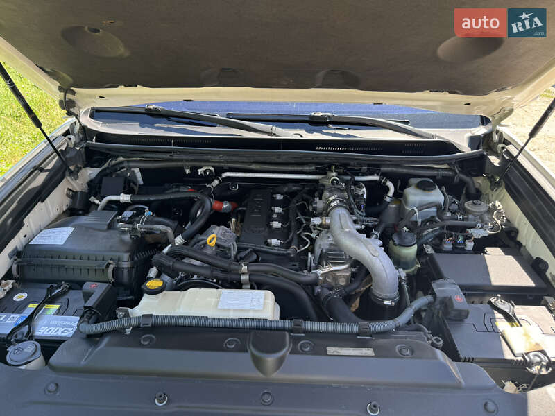 Внедорожник / Кроссовер Toyota Land Cruiser Prado 2014 в Харькове