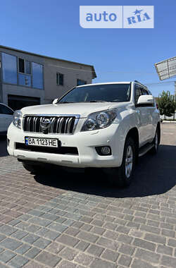 Внедорожник / Кроссовер Toyota Land Cruiser Prado 2012 в Знаменке