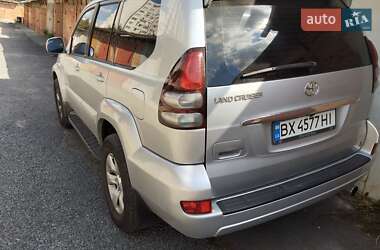 Внедорожник / Кроссовер Toyota Land Cruiser Prado 2005 в 