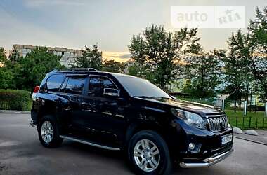 Позашляховик / Кросовер Toyota Land Cruiser Prado 2010 в Києві