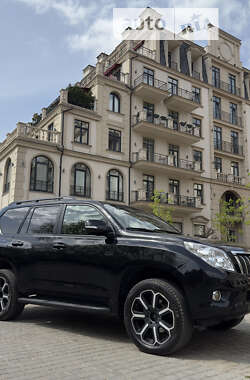 Позашляховик / Кросовер Toyota Land Cruiser Prado 2010 в 