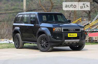 Внедорожник / Кроссовер Toyota Land Cruiser Prado 2024 в 