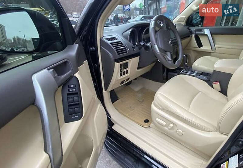 Внедорожник / Кроссовер Toyota Land Cruiser Prado 2017 в Одессе