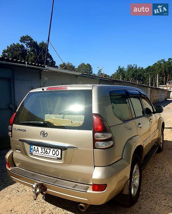 Позашляховик / Кросовер Toyota Land Cruiser Prado 2004 в Києві