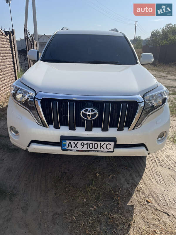 Внедорожник / Кроссовер Toyota Land Cruiser Prado 2015 в Харькове фото 8 Внедорожник / Кроссовер Toyota Land Cruiser Prado 2015 в Харькове