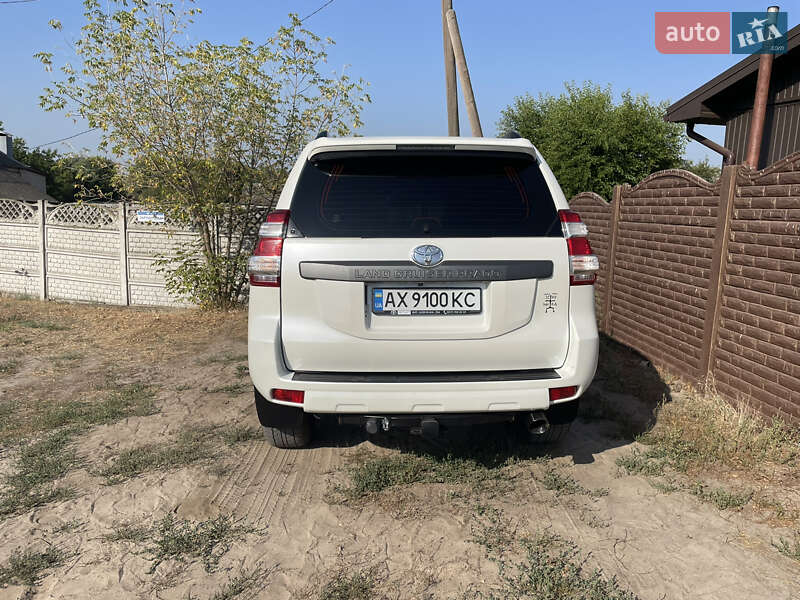 Внедорожник / Кроссовер Toyota Land Cruiser Prado 2015 в Харькове фото 5 Внедорожник / Кроссовер Toyota Land Cruiser Prado 2015 в Харькове