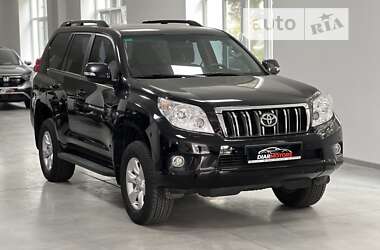 Позашляховик / Кросовер Toyota Land Cruiser Prado 2010 в Полтаві