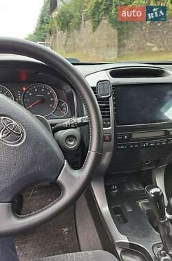 Позашляховик / Кросовер Toyota Land Cruiser Prado 2007 в 