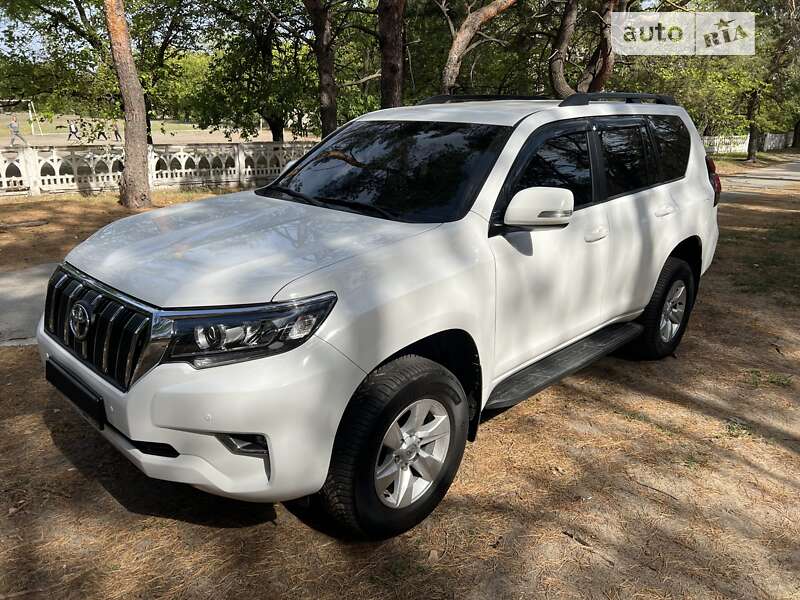 Внедорожник / Кроссовер Toyota Land Cruiser Prado 2017 в Днепре фото 29 Внедорожник / Кроссовер Toyota Land Cruiser Prado 2017 в Днепре