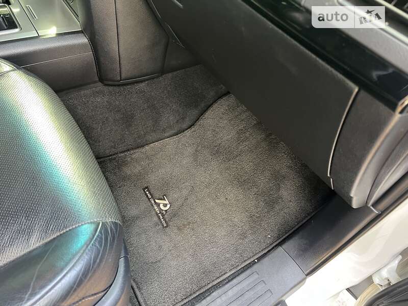 Внедорожник / Кроссовер Toyota Land Cruiser Prado 2017 в Днепре фото 49 Внедорожник / Кроссовер Toyota Land Cruiser Prado 2017 в Днепре