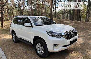 Внедорожник / Кроссовер Toyota Land Cruiser Prado 2017 в Днепре