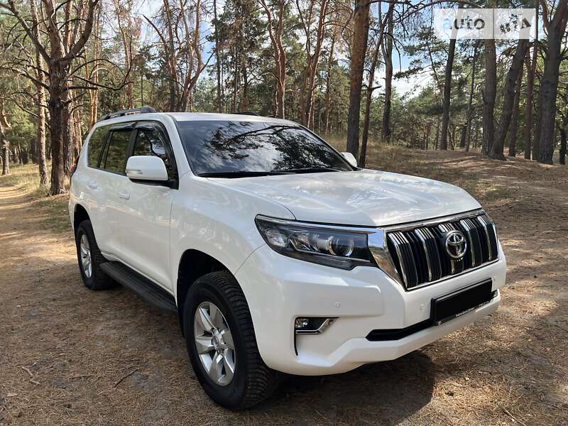 Внедорожник / Кроссовер Toyota Land Cruiser Prado 2017 в Днепре фото 76 Внедорожник / Кроссовер Toyota Land Cruiser Prado 2017 в Днепре