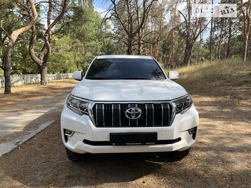 Внедорожник / Кроссовер Toyota Land Cruiser Prado 2017 в Днепре фото 79 Внедорожник / Кроссовер Toyota Land Cruiser Prado 2017 в Днепре