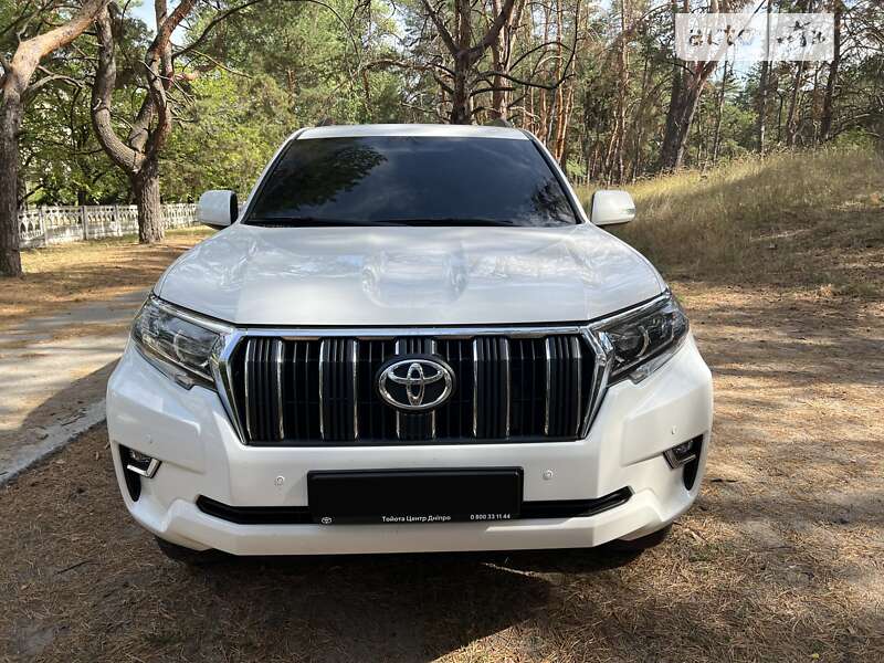 Внедорожник / Кроссовер Toyota Land Cruiser Prado 2017 в Днепре фото 81 Внедорожник / Кроссовер Toyota Land Cruiser Prado 2017 в Днепре