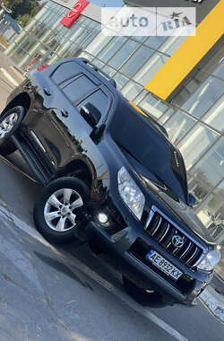 Внедорожник / Кроссовер Toyota Land Cruiser Prado 2011 в Харькове