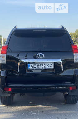 Внедорожник / Кроссовер Toyota Land Cruiser Prado 2011 в Харькове