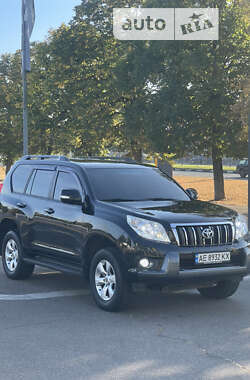 Внедорожник / Кроссовер Toyota Land Cruiser Prado 2011 в Харькове