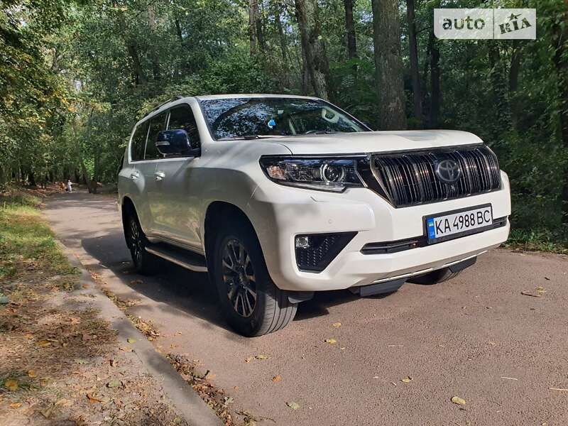 Позашляховик / Кросовер Toyota Land Cruiser Prado 2020 в Києві