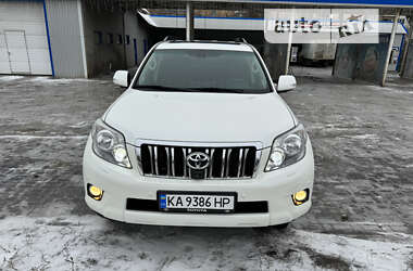 Внедорожник / Кроссовер Toyota Land Cruiser Prado 2010 в Славянске