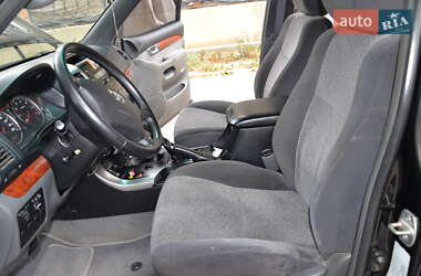 Позашляховик / Кросовер Toyota Land Cruiser Prado 2006 в 