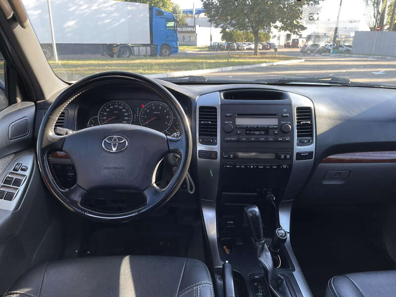 Позашляховик / Кросовер Toyota Land Cruiser Prado 2007 в Києві фото 10 Позашляховик / Кросовер Toyota Land Cruiser Prado 2007 в Києві