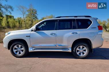 Внедорожник / Кроссовер Toyota Land Cruiser Prado 2011 в Киеве