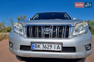 Внедорожник / Кроссовер Toyota Land Cruiser Prado 2011 в Киеве