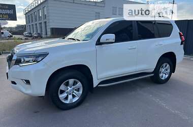 Внедорожник / Кроссовер Toyota Land Cruiser Prado 2019 в Киеве