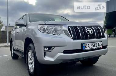 Позашляховик / Кросовер Toyota Land Cruiser Prado 2022 в Києві