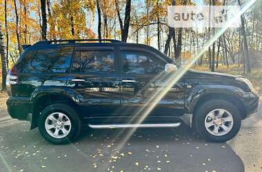 Позашляховик / Кросовер Toyota Land Cruiser Prado 2007 в Охтирці