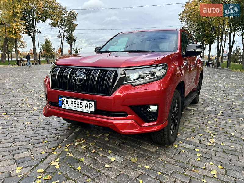 Внедорожник / Кроссовер Toyota Land Cruiser Prado 2021 в Киеве